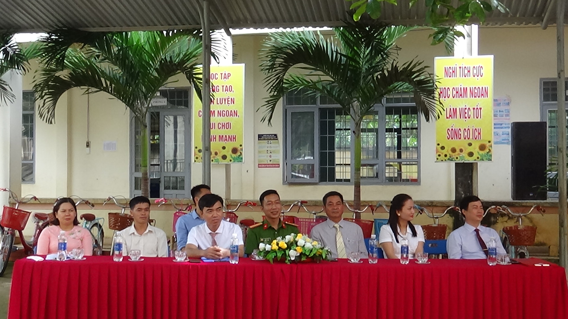Trường THCS Ea Yiêng, TH Đinh Núp, Mẫu giáo Hoa Anh Đào Khai giảng năm học mới 2023 – 2024